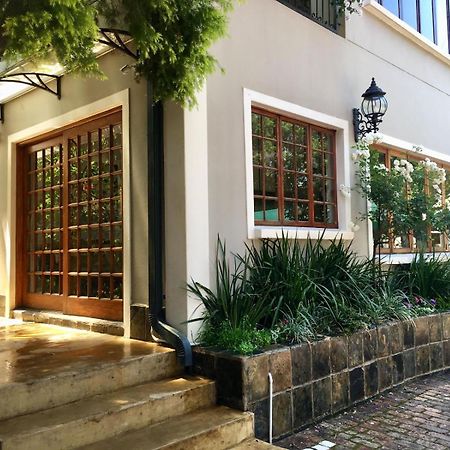 Dunvegan Execu Lodge Edenvale Exteriör bild
